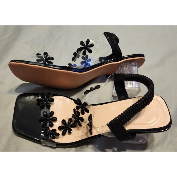 New Women's Dress Sandals Black Floral w/ Clear Acrylic Heels Size 41 (1… - Picture 7 of 13